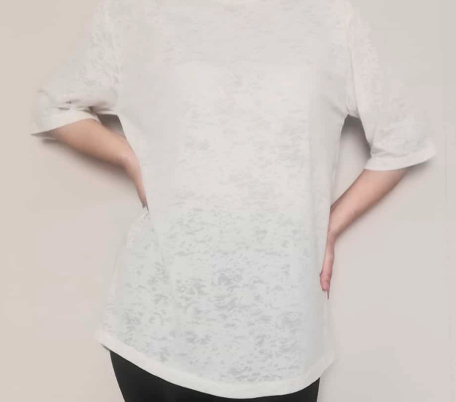 YAKMA DESENLİ KISAKOL TİŞÖRT