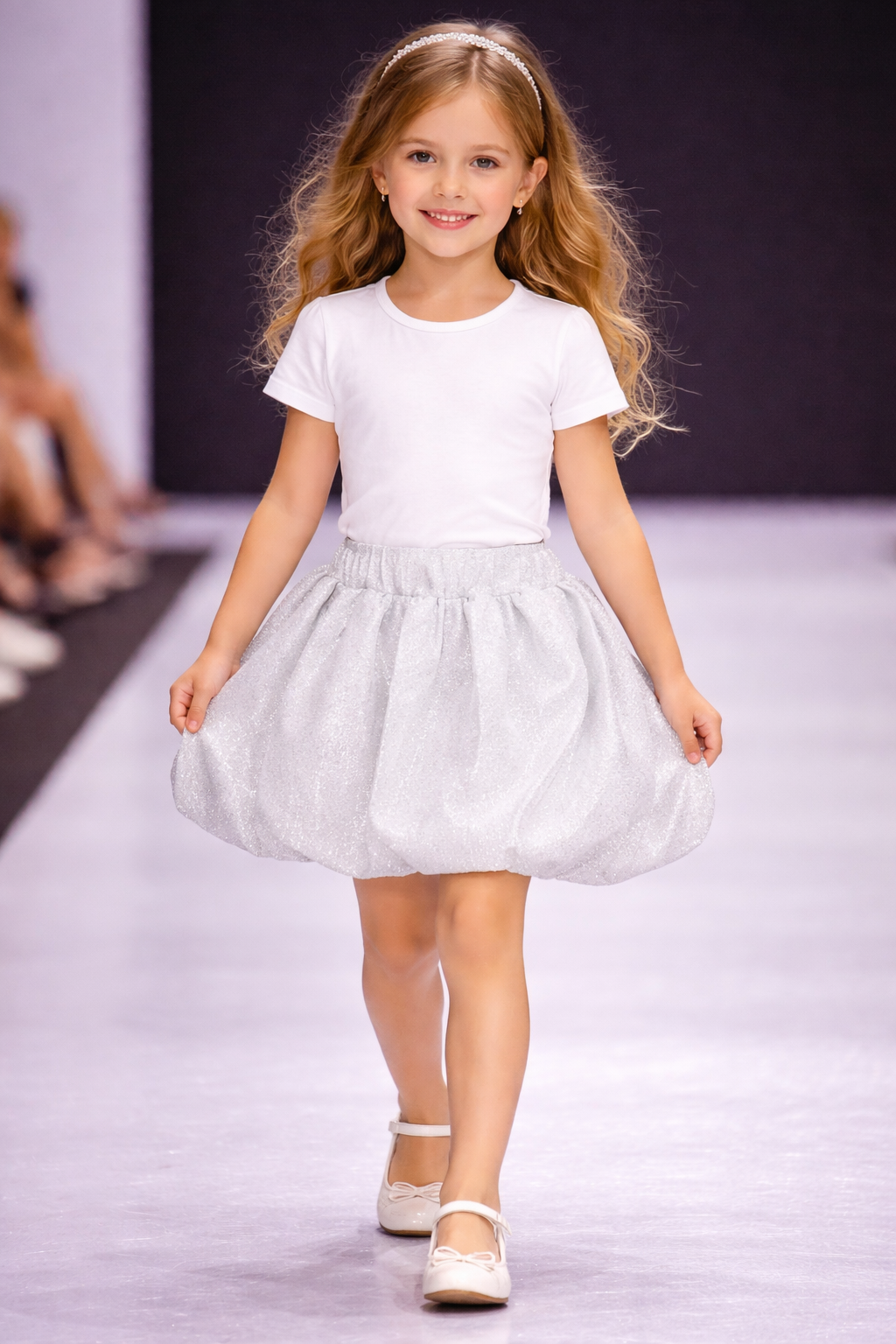 GÜMÜŞ SİMLİ BALON ETEK